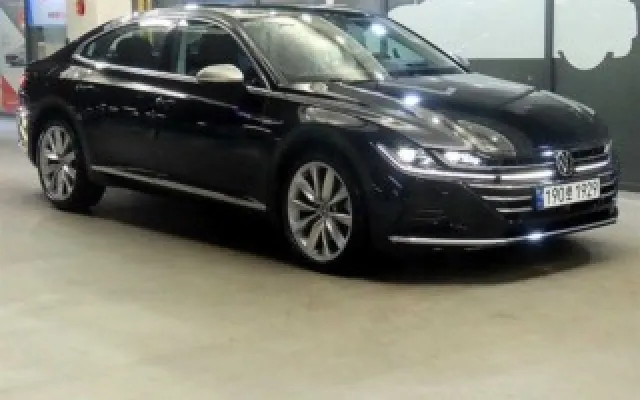 아테온 2.0 TDI 프레스티지 폭스바겐 2023/11 39,036km